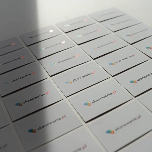 Wizytówki z hot-stampingiem